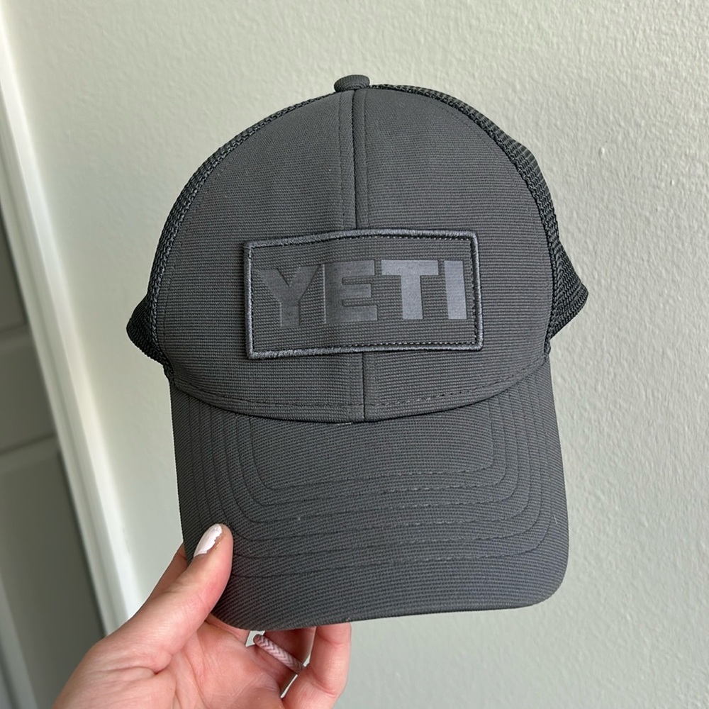 Men’s YETI Hat